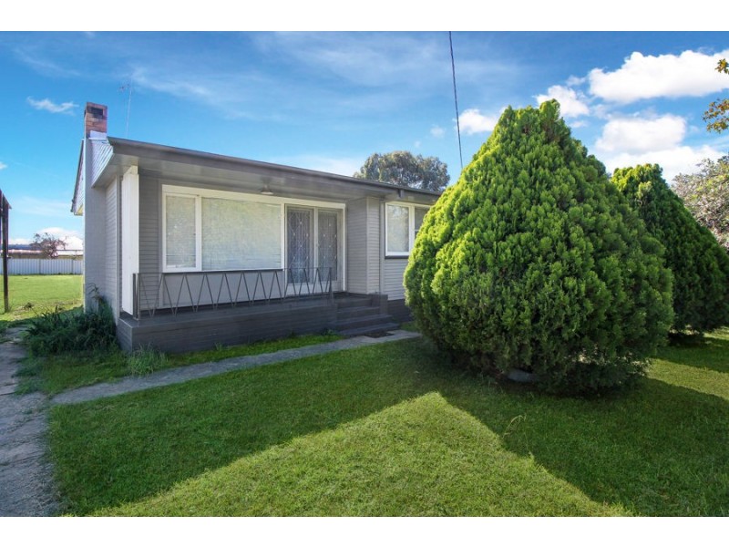 6 Margaret Street, Tenterfield NSW 2372