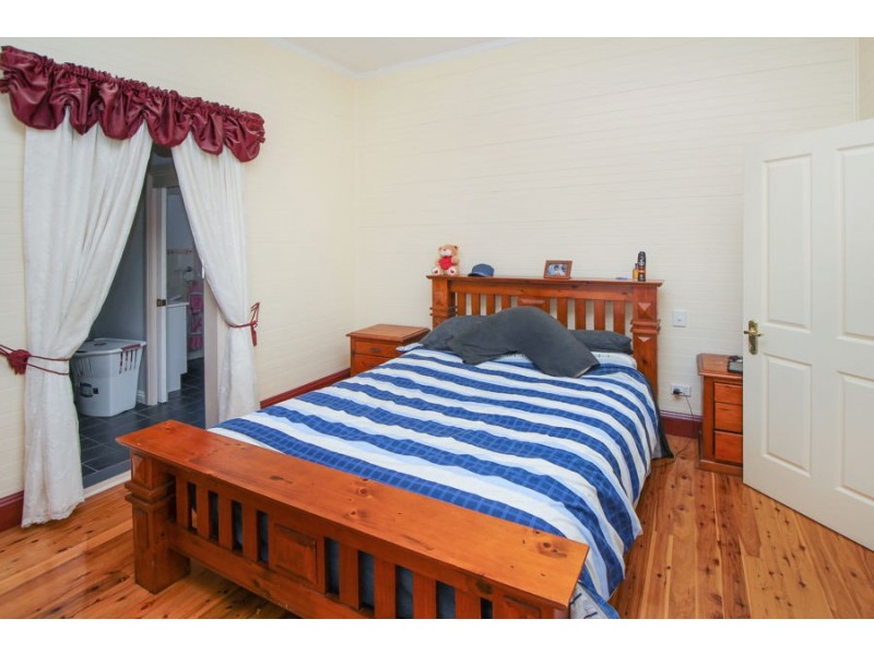 150 Logan Street, Tenterfield NSW 2372