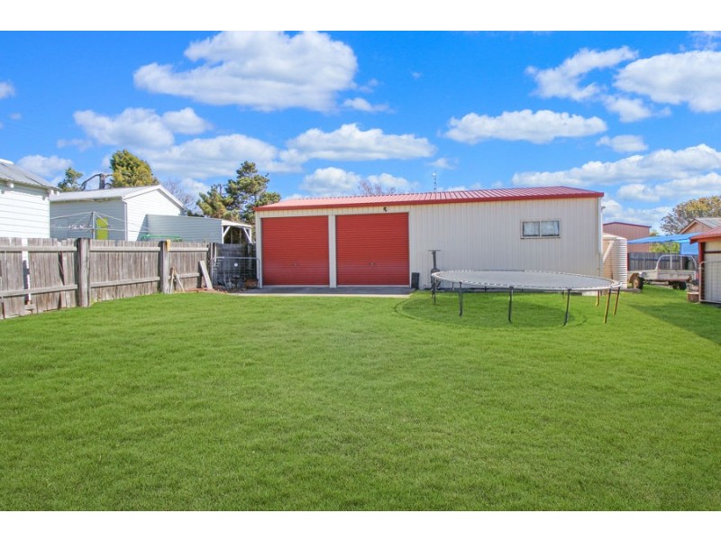 150 Logan Street, Tenterfield NSW 2372