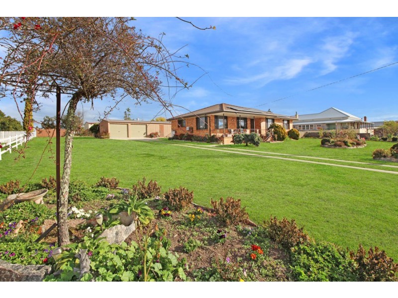 155 Petre Street, Tenterfield NSW 2372