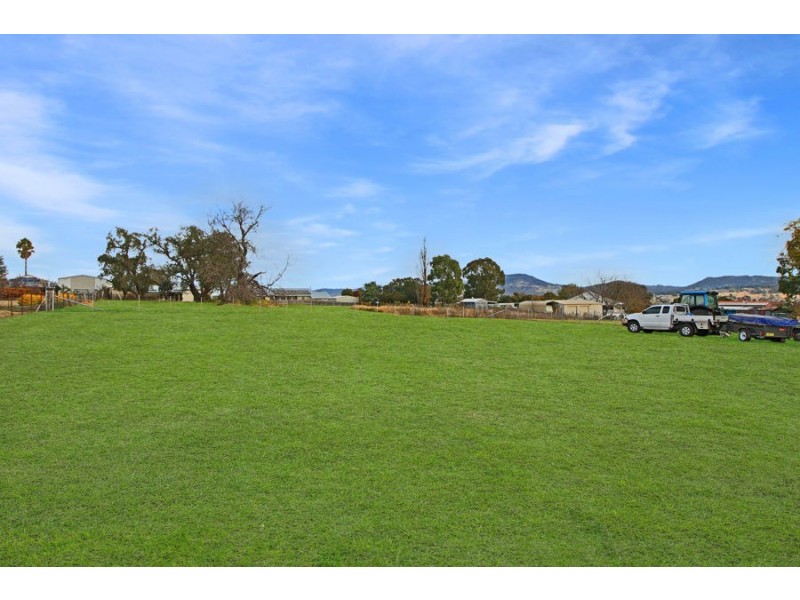 155 Petre Street, Tenterfield NSW 2372