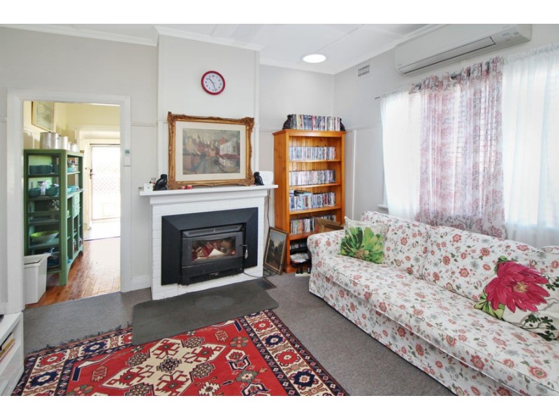 144 Miles Street, Tenterfield NSW 2372