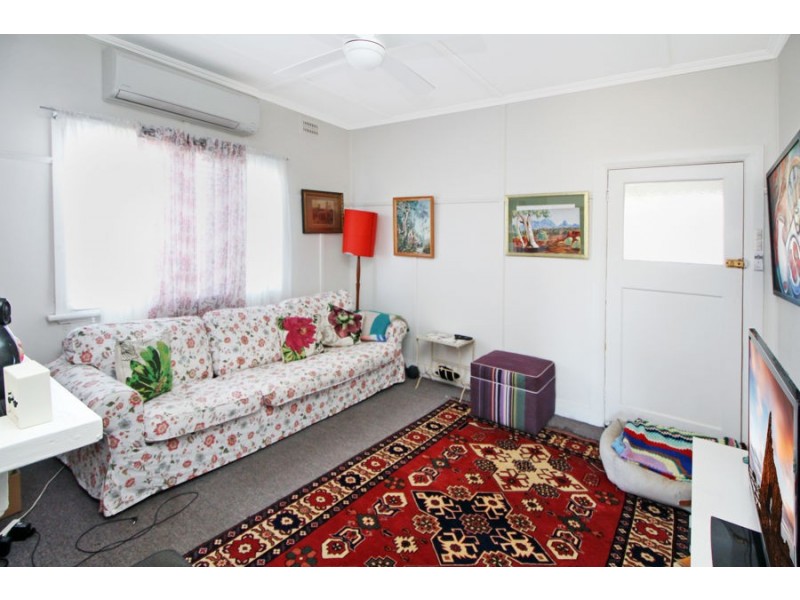 144 Miles Street, Tenterfield NSW 2372