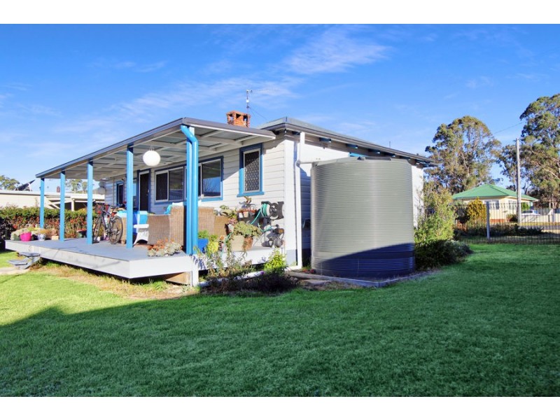 144 Miles Street, Tenterfield NSW 2372
