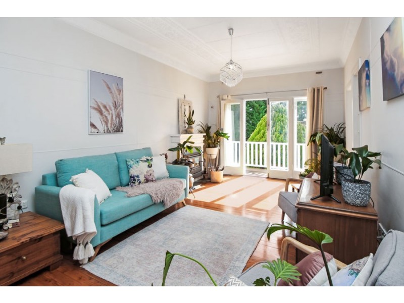 24 Duncan Street, Tenterfield NSW 2372
