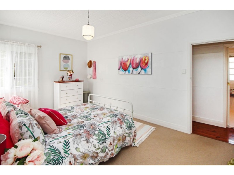 24 Duncan Street, Tenterfield NSW 2372