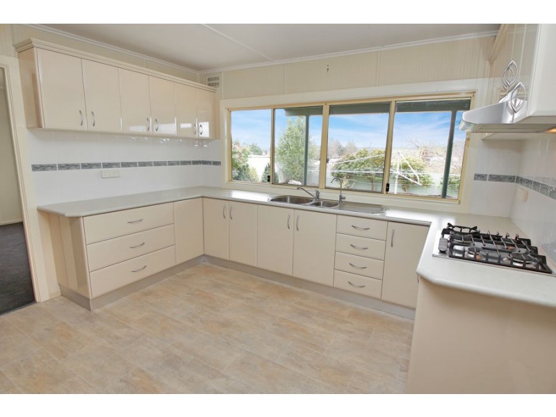 174 Manners Street, Tenterfield NSW 2372