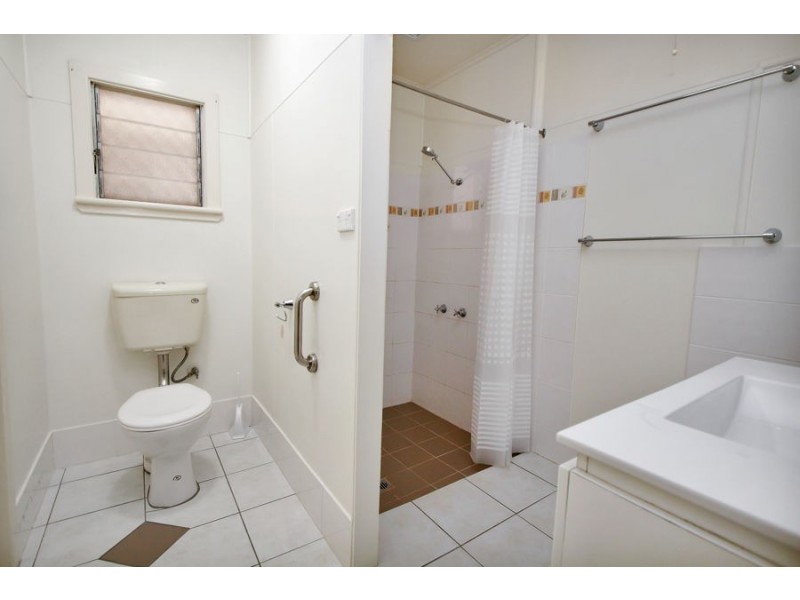 174 Manners Street, Tenterfield NSW 2372