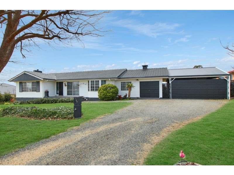 135 Wood Street, Tenterfield NSW 2372