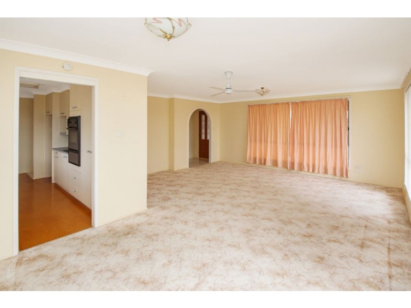 93 Drummond Street, Tenterfield NSW 2372