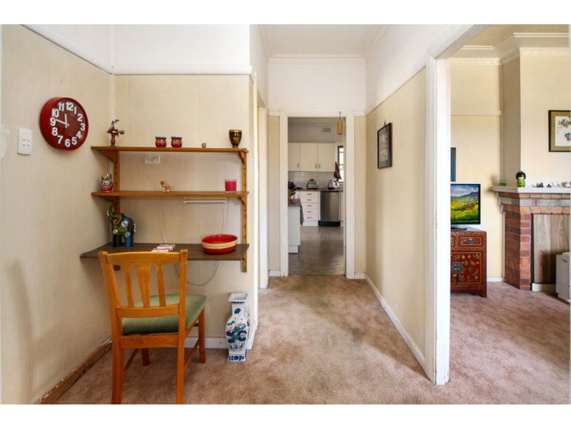 36 George Street, Tenterfield NSW 2372