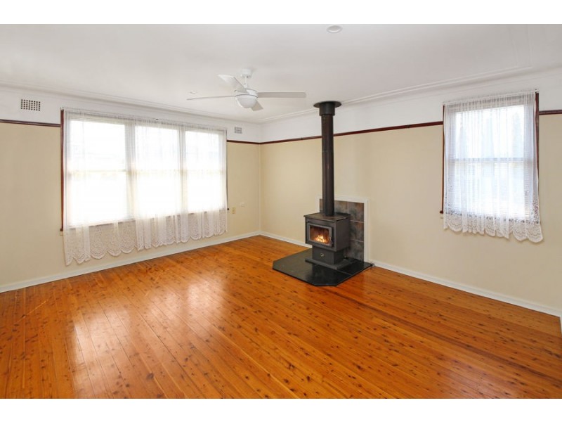 53 High Street, Tenterfield NSW 2372