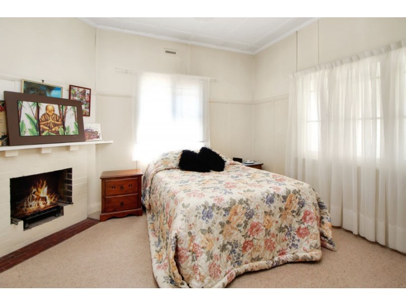 126 Rouse Street, Tenterfield NSW 2372