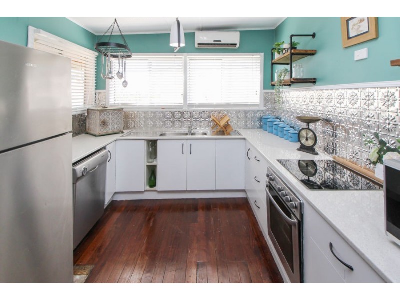 18 Molesworth Street, Tenterfield NSW 2372