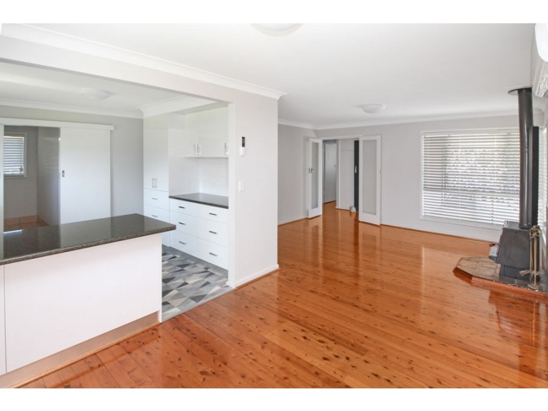 124 Bulwer Street, Tenterfield NSW 2372