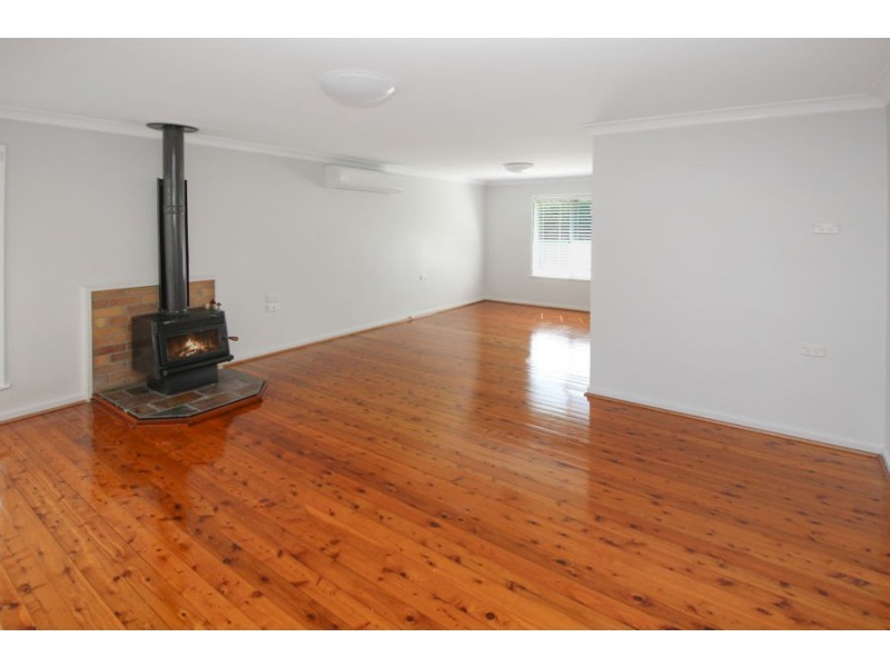 124 Bulwer Street, Tenterfield NSW 2372