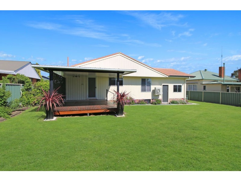 124 Bulwer Street, Tenterfield NSW 2372