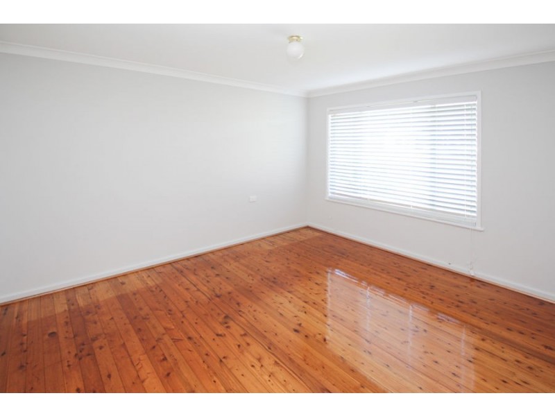124 Bulwer Street, Tenterfield NSW 2372