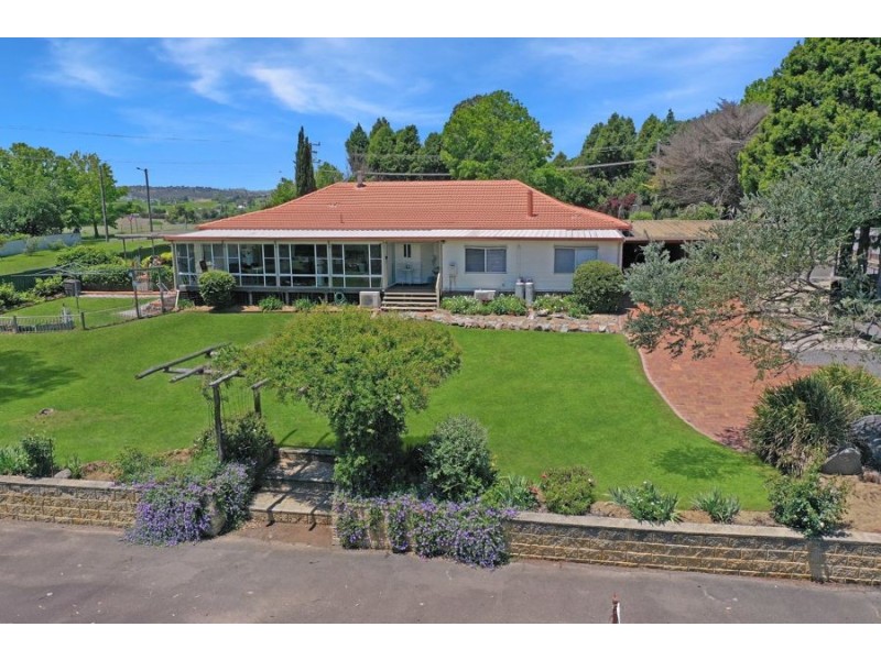206 Pelham Street, Tenterfield NSW 2372