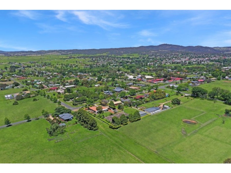 206 Pelham Street, Tenterfield NSW 2372
