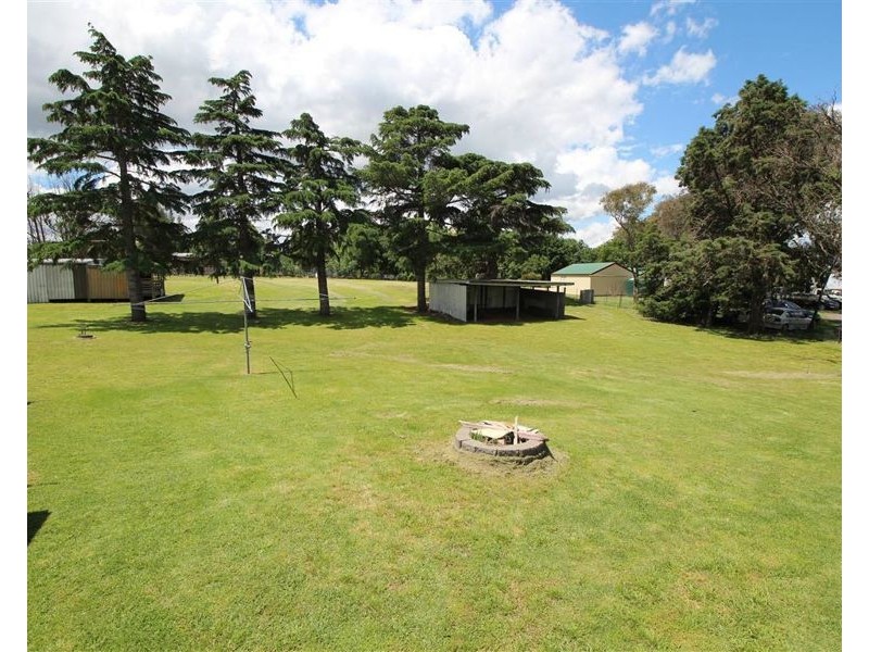 126 Cowper Street, Tenterfield NSW 2372