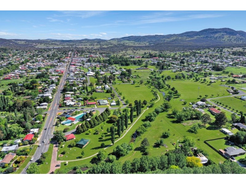 89 Petre Street, Tenterfield NSW 2372