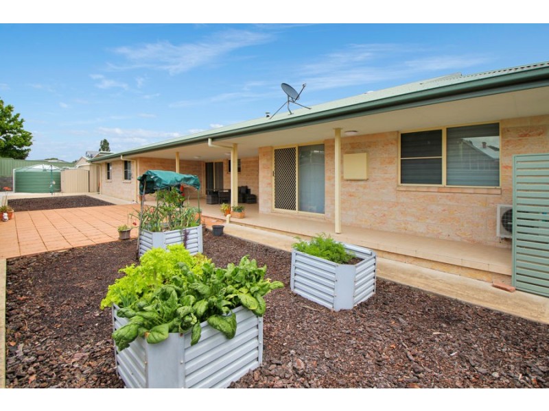 89 Petre Street, Tenterfield NSW 2372