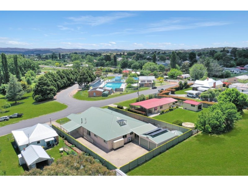 89 Petre Street, Tenterfield NSW 2372