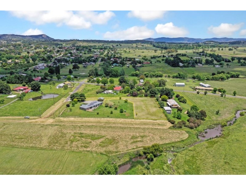 148 Drummond Street, Tenterfield NSW 2372