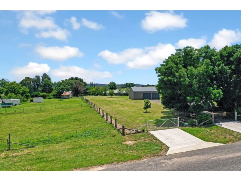 148 Drummond Street, Tenterfield NSW 2372