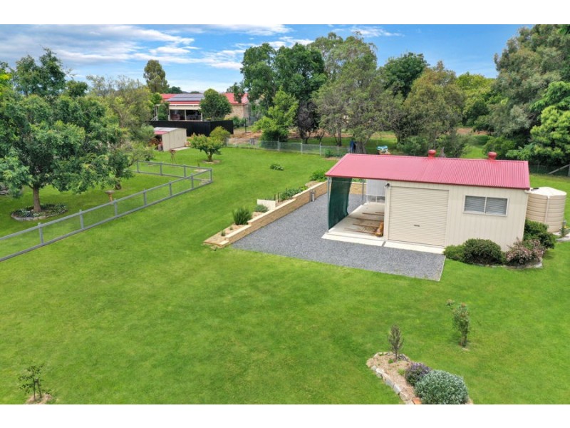 250 Bulwer Street, Tenterfield NSW 2372
