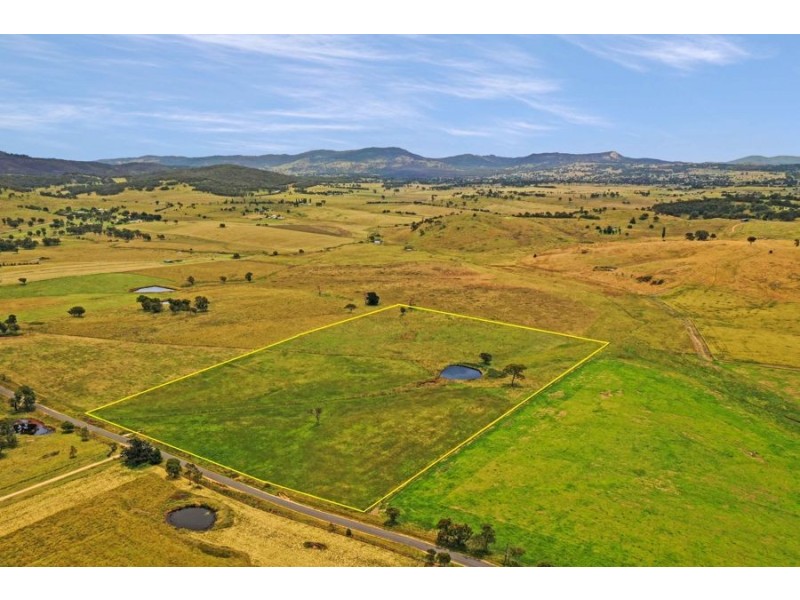 79 Bryans Gap Road, Tenterfield NSW 2372