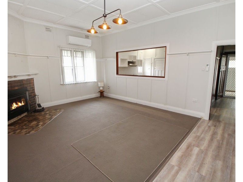 26 Martin Street, Tenterfield NSW 2372