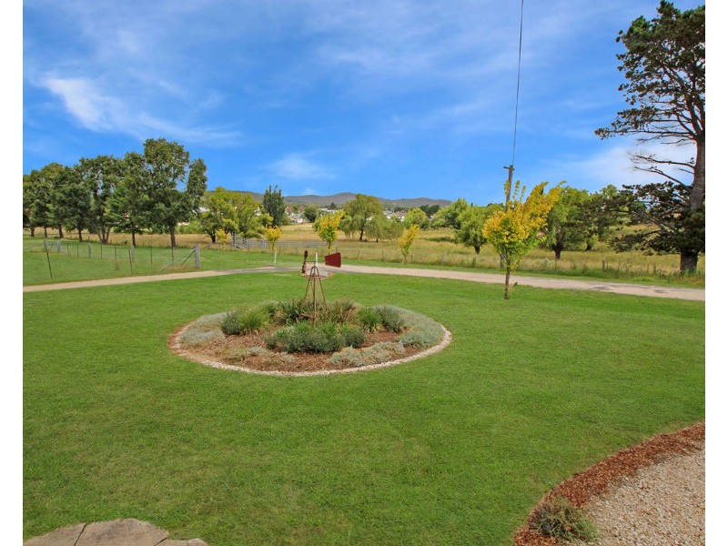 26 Martin Street, Tenterfield NSW 2372