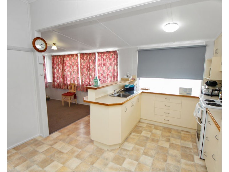 25 Molesworth Street, Tenterfield NSW 2372