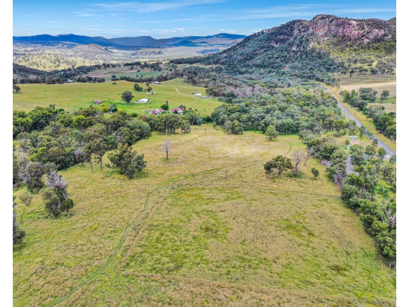 8038 New England Highway, Tenterfield NSW 2372