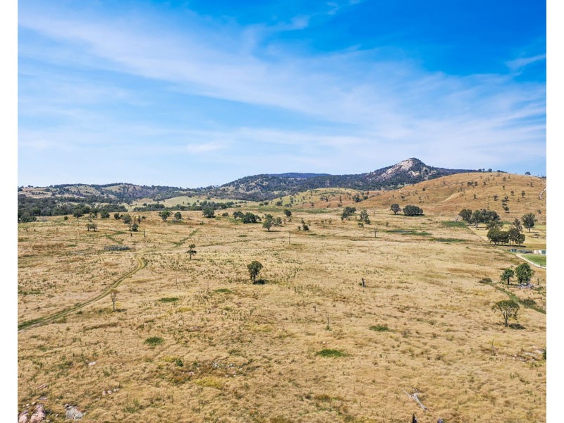 585 Sunnyside Loop Road, Tenterfield NSW 2372