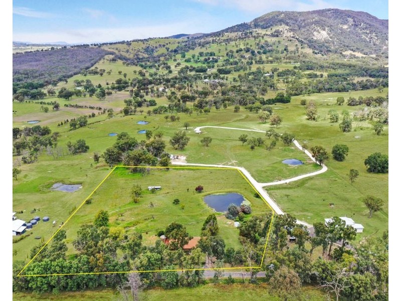 49 Holleys Road, Tenterfield NSW 2372