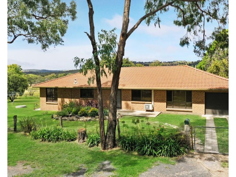 49 Holleys Road, Tenterfield NSW 2372