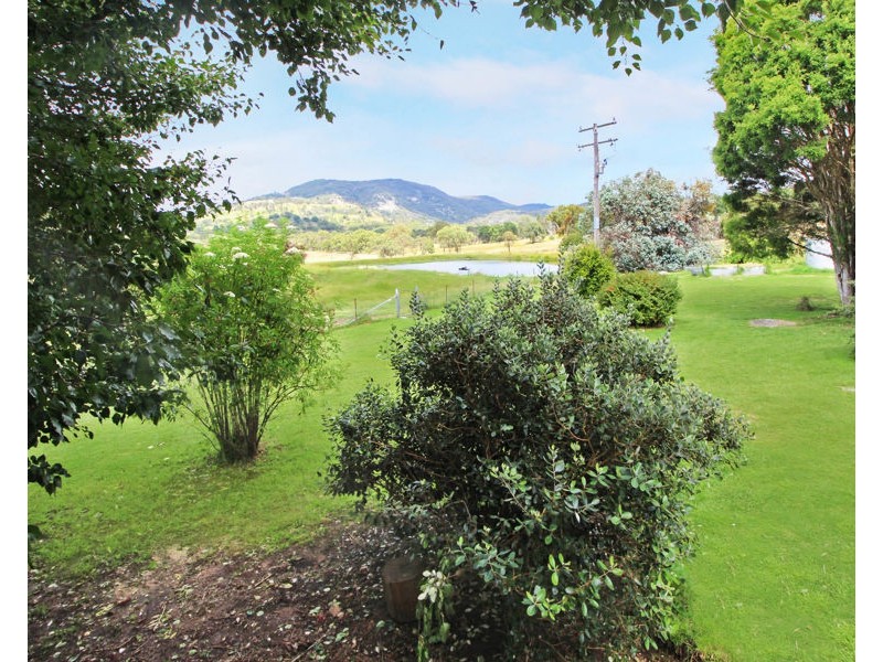 49 Holleys Road, Tenterfield NSW 2372