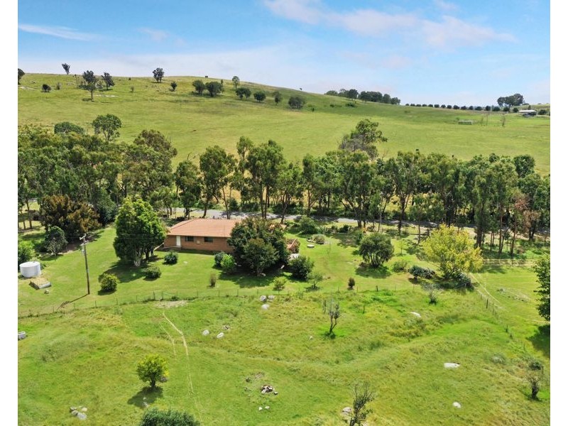 49 Holleys Road, Tenterfield NSW 2372