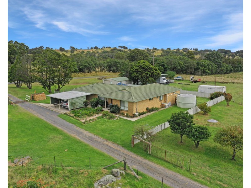 132 Sunnyside Loop Road, Tenterfield NSW 2372