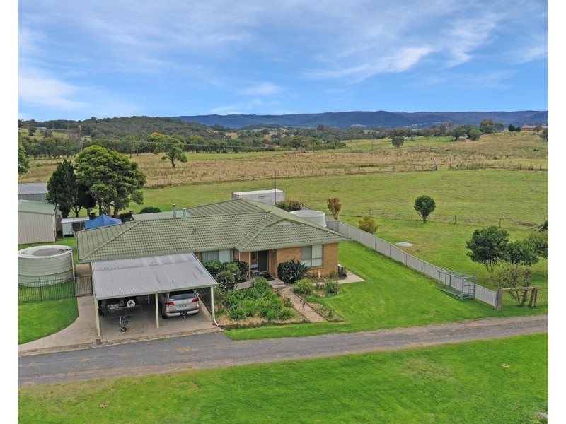 132 Sunnyside Loop Road, Tenterfield NSW 2372
