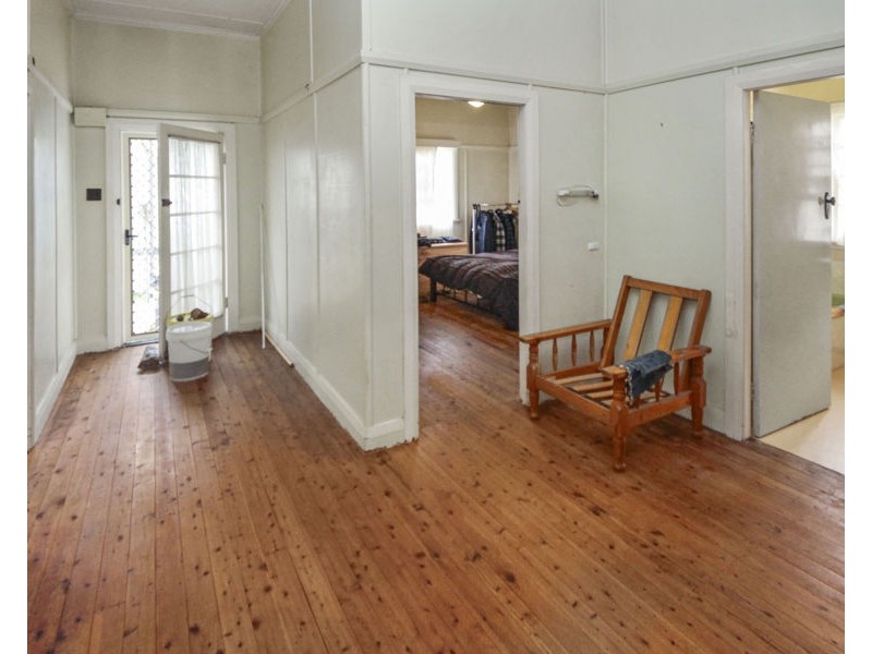 58 Molesworth Street, Tenterfield NSW 2372