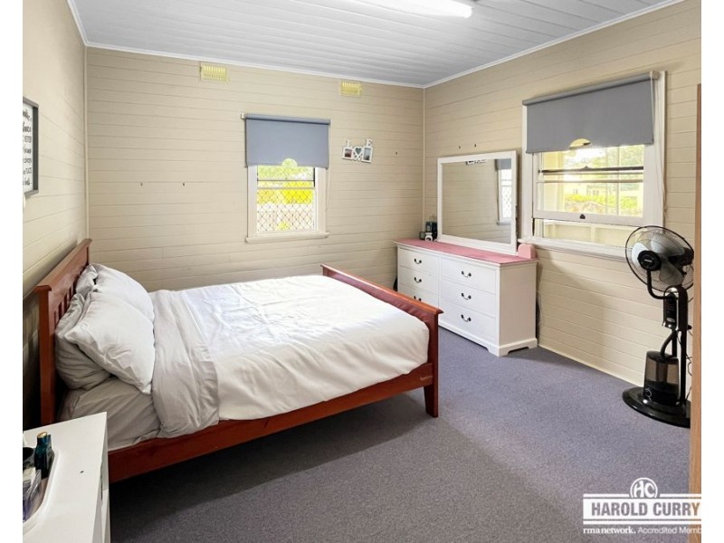 25 Molesworth Street, Tenterfield NSW 2372