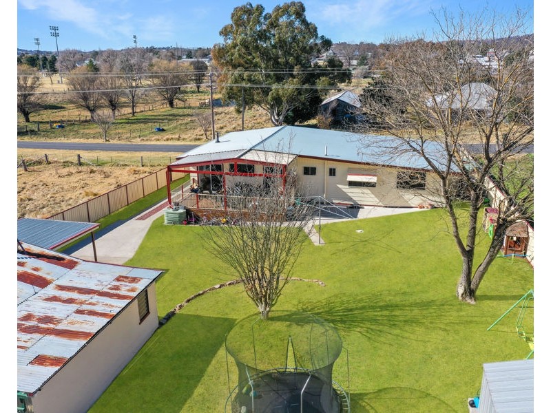 34 Duncan Street, Tenterfield NSW 2372