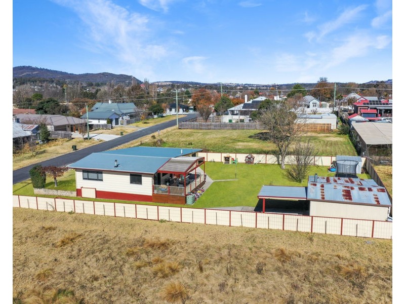 34 Duncan Street, Tenterfield NSW 2372