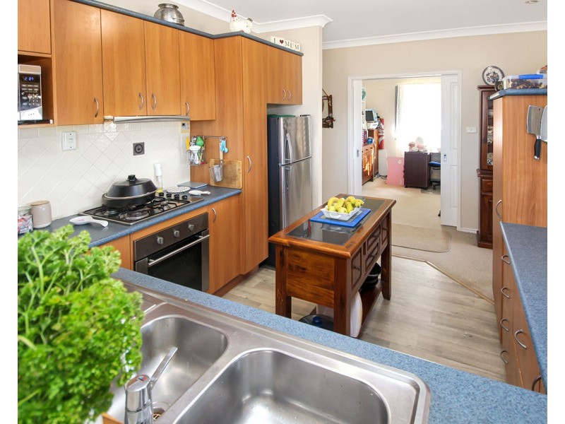 21 Douglas Street, Tenterfield NSW 2372