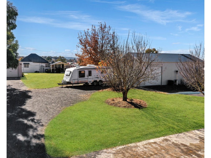 21 Douglas Street, Tenterfield NSW 2372