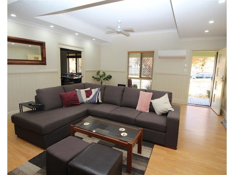 4 Margaret Street, Tenterfield NSW 2372